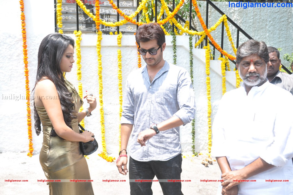 Swapnam Movie Opening Event hd photo