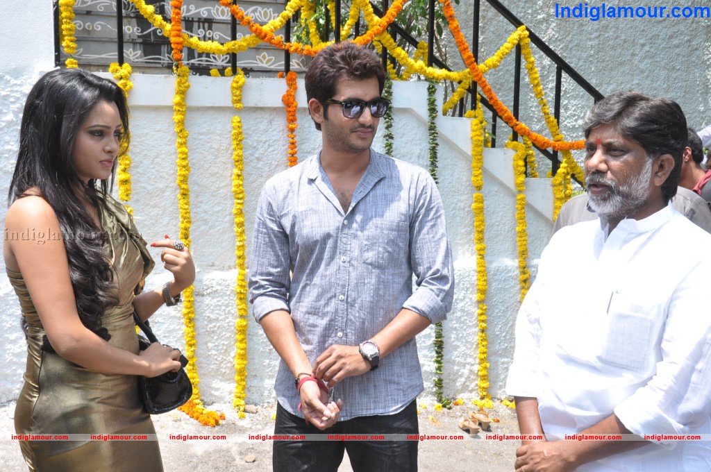 Swapnam Movie Opening Event hd photo