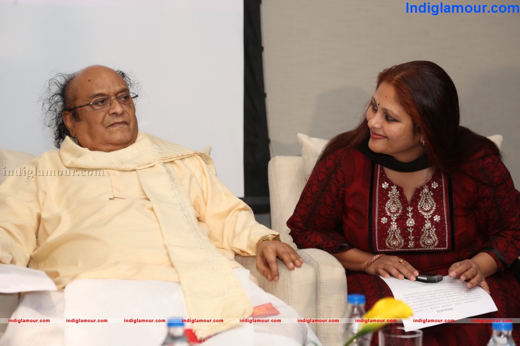 TSR Awards 2013 Press Meet Event hd photo