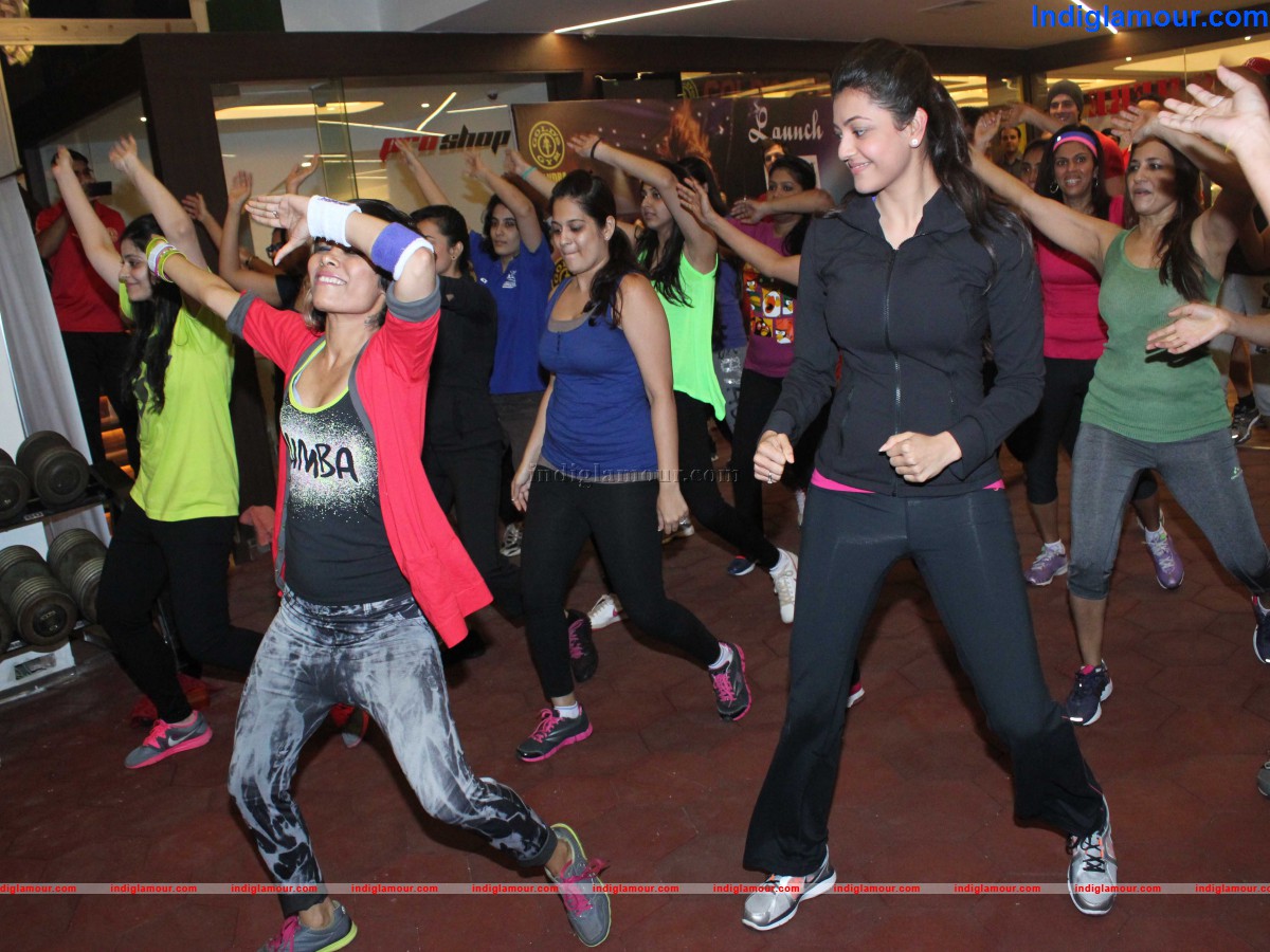 Kajal Agarwal launches Zumba Session at Golds Gym Event hd photo