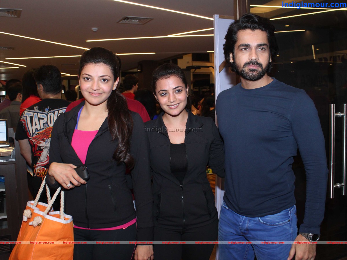 Kajal Agarwal launches Zumba Session at Golds Gym Event hd photo