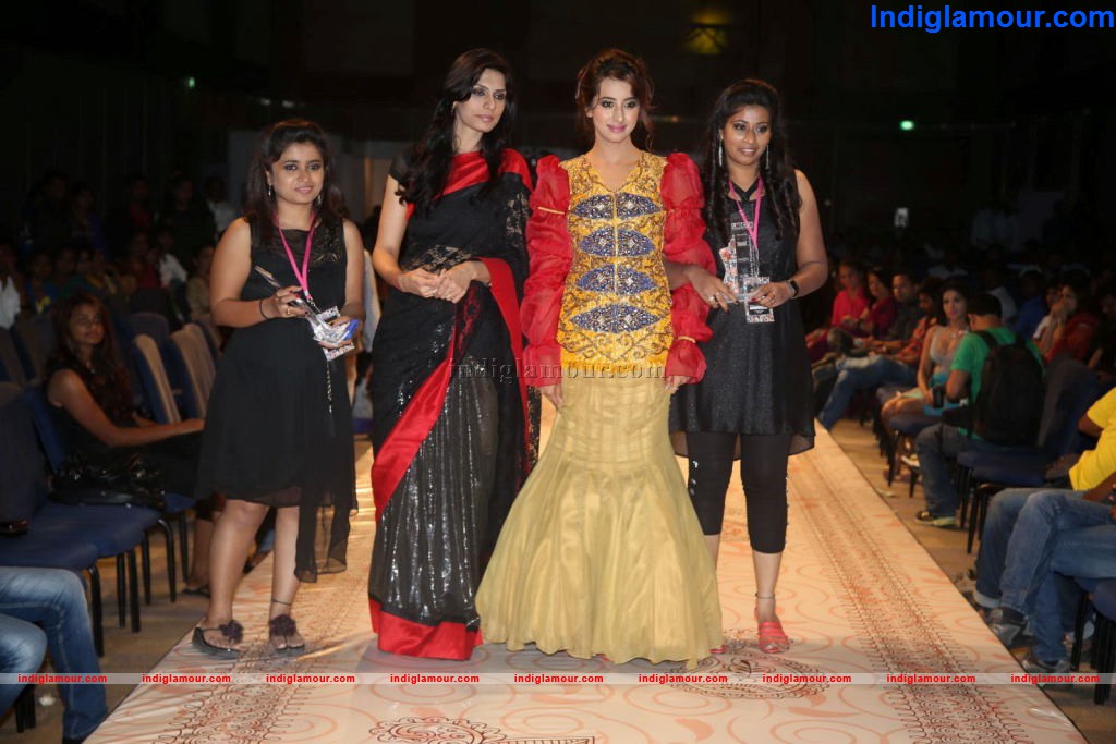 Hyderabad Fashion Week Day 2 Event hd photo
