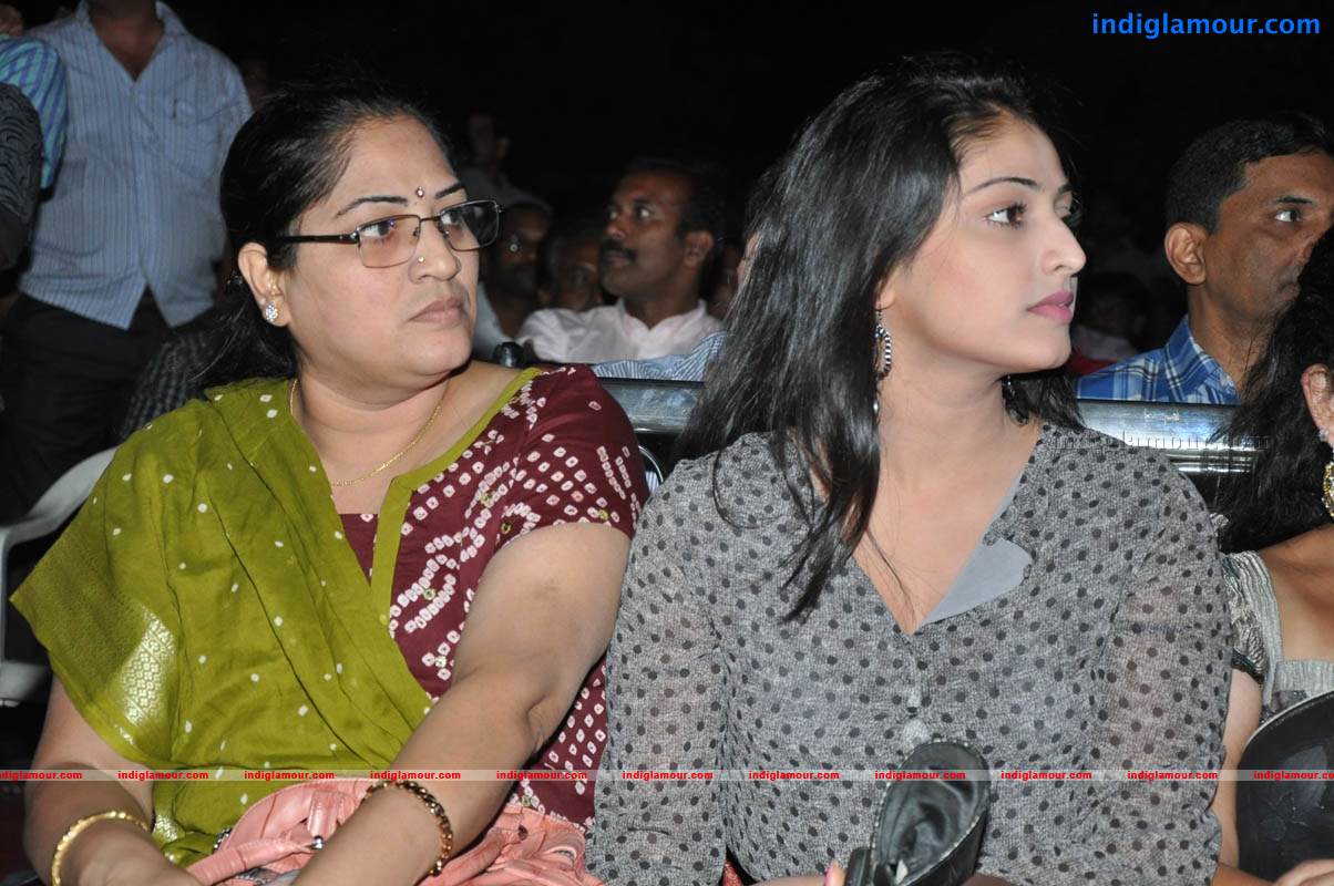 Abbai Class Ammai Mass Movie Audio Launch Event hd photo