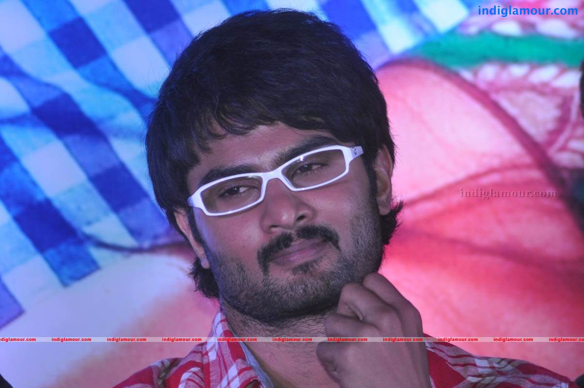 Abbai Class Ammai Mass Movie Audio Launch Event hd photo