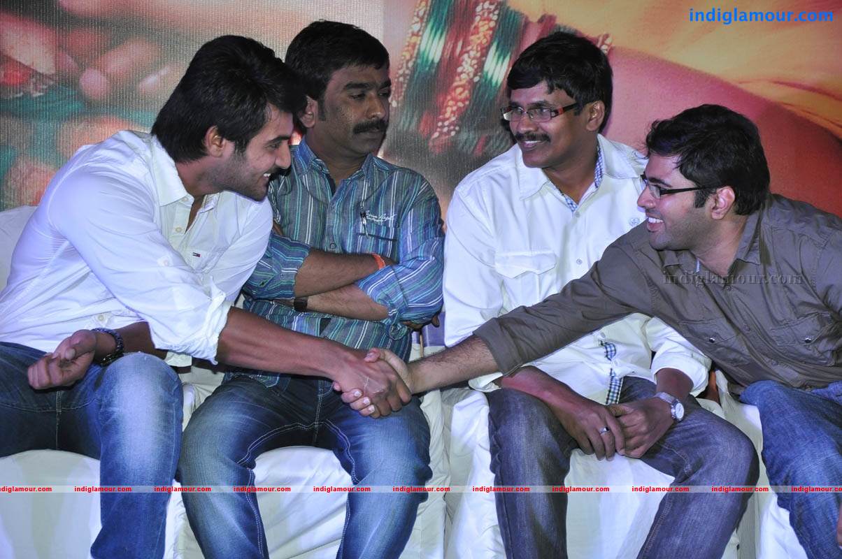 Abbai Class Ammai Mass Movie Audio Launch Event hd photo