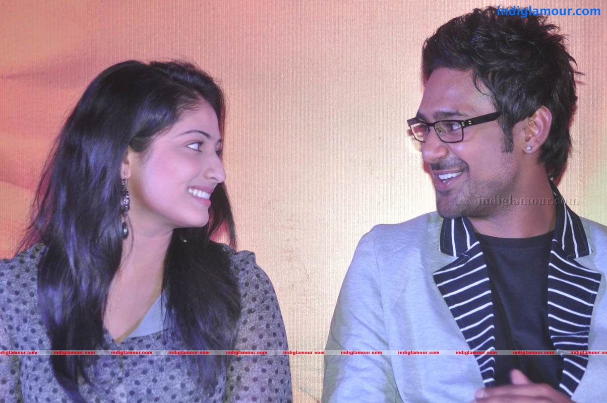 Abbai Class Ammai Mass Movie Audio Launch Event hd photo