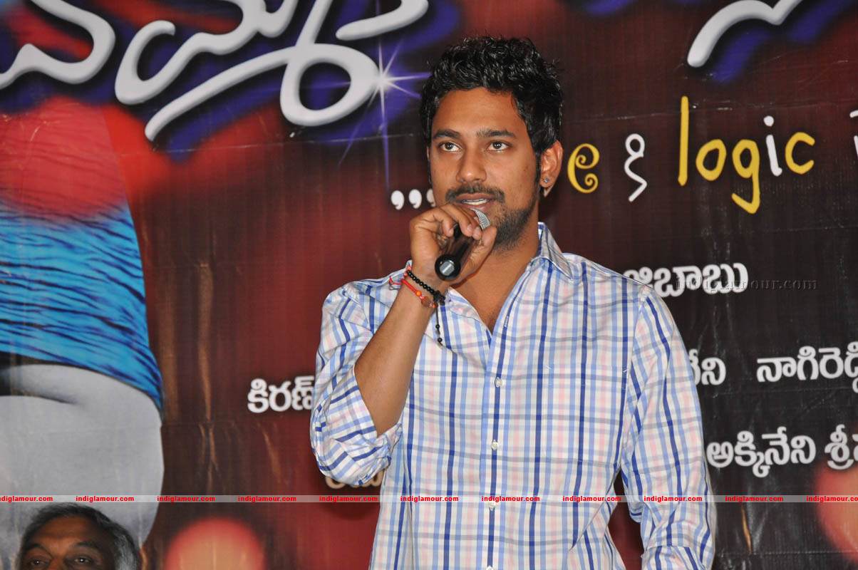 Chammak Challo Platinum Disc Function Event hd photo