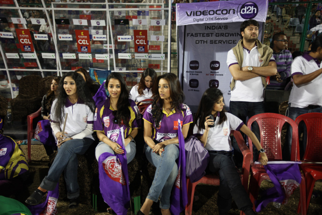 T Warriors Vs B Tigers Match More Photos Event hd photo