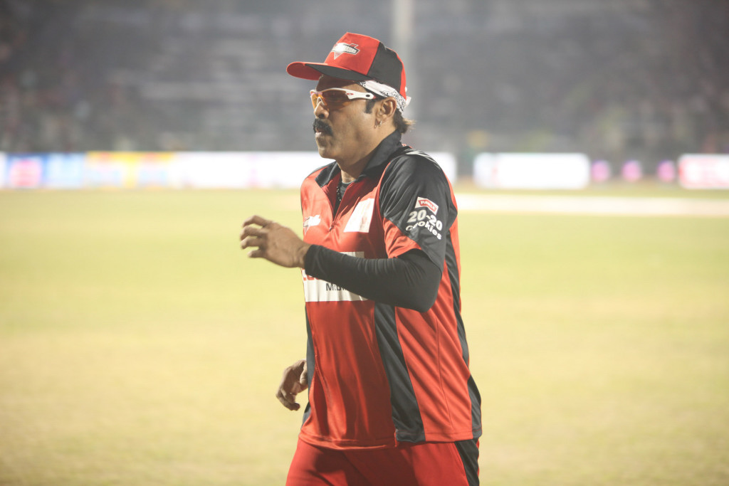 T Warriors Vs B Tigers Match More Photos Event hd photo