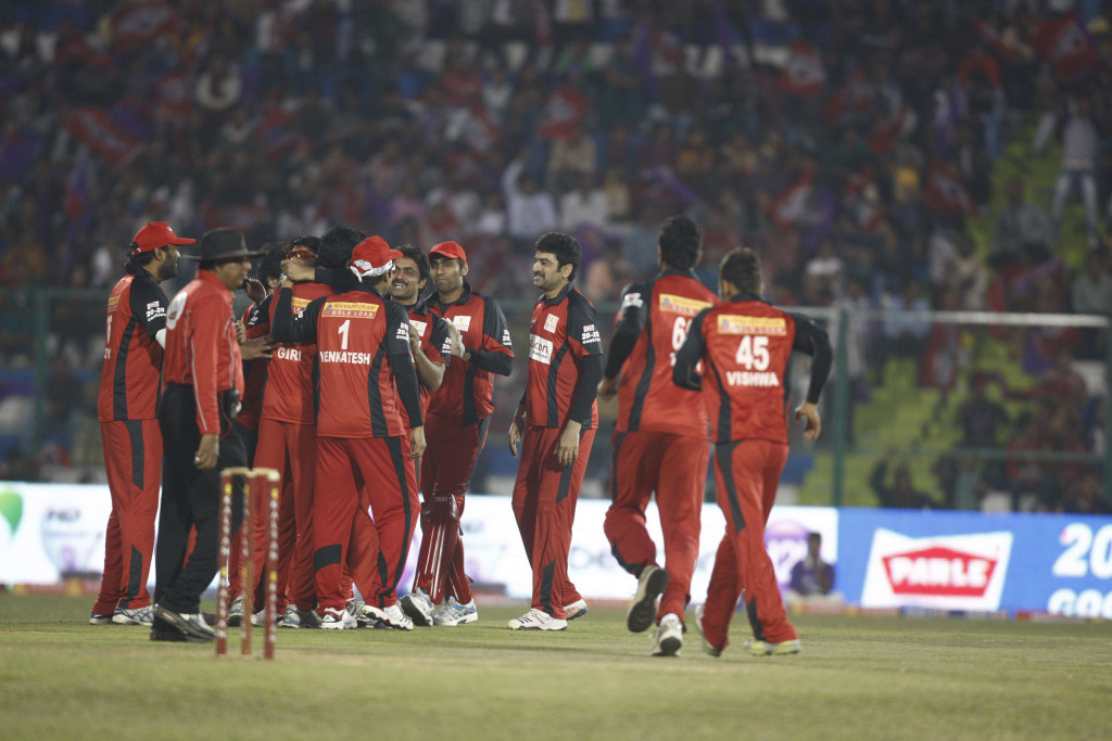 T Warriors Vs B Tigers Match More Photos Event hd photo