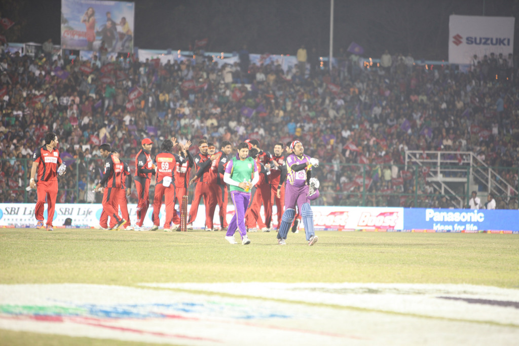T Warriors Vs B Tigers Match More Photos Event hd photo