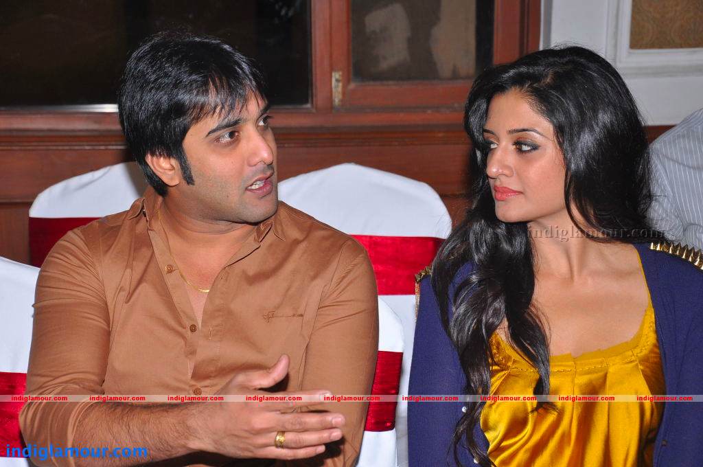Chukkalanti Ammayi Chakkanaina Abbai Audio Launch Event hd photo