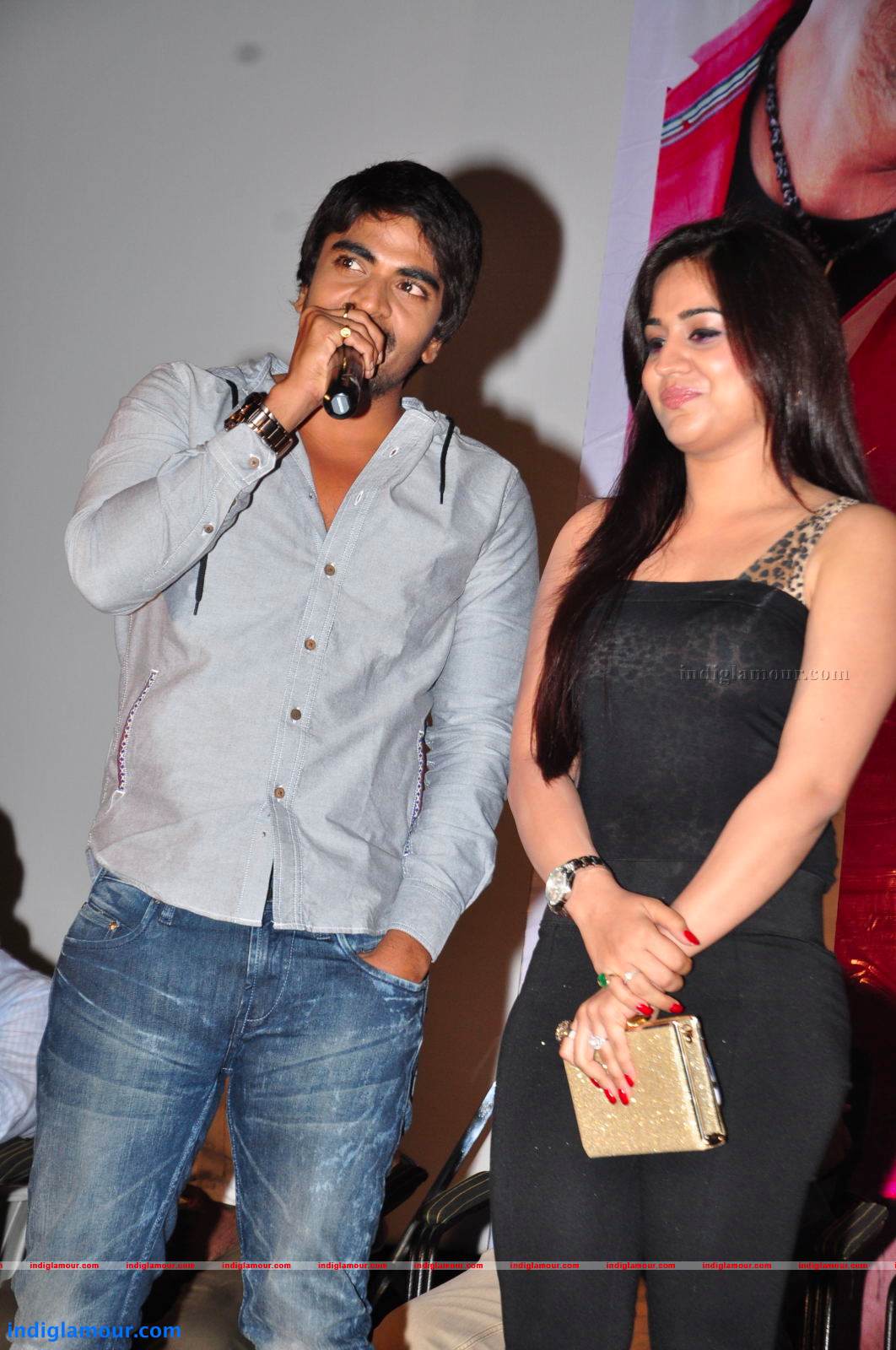 Rey Rey Platinum Disc Function Photos Event hd photo