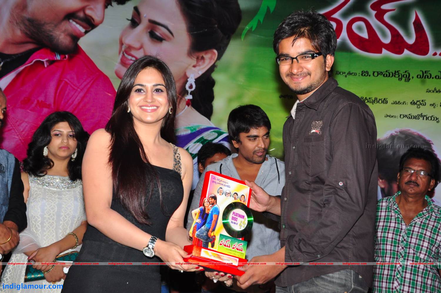 Rey Rey Platinum Disc Function Photos Event hd photo