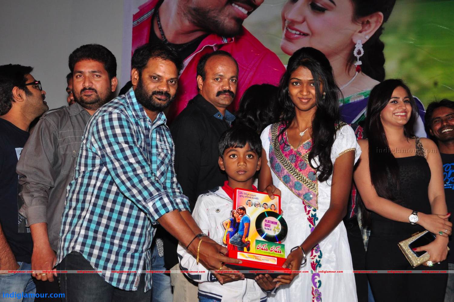 Rey Rey Platinum Disc Function Photos Event hd photo