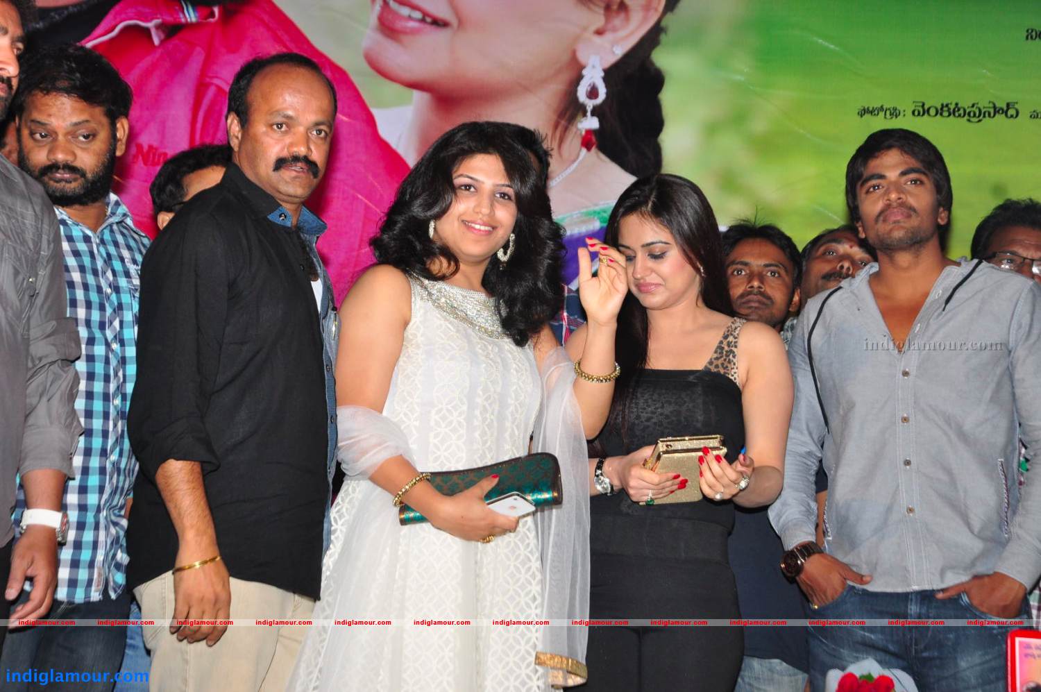 Rey Rey Platinum Disc Function Photos Event hd photo