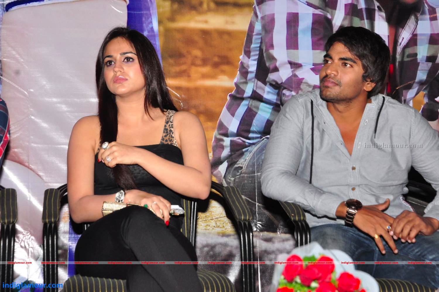 Rey Rey Platinum Disc Function Photos Event hd photo