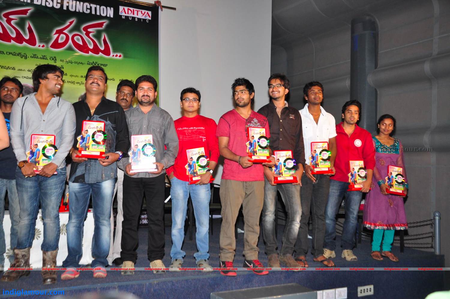 Rey Rey Platinum Disc Function Photos Event hd photo