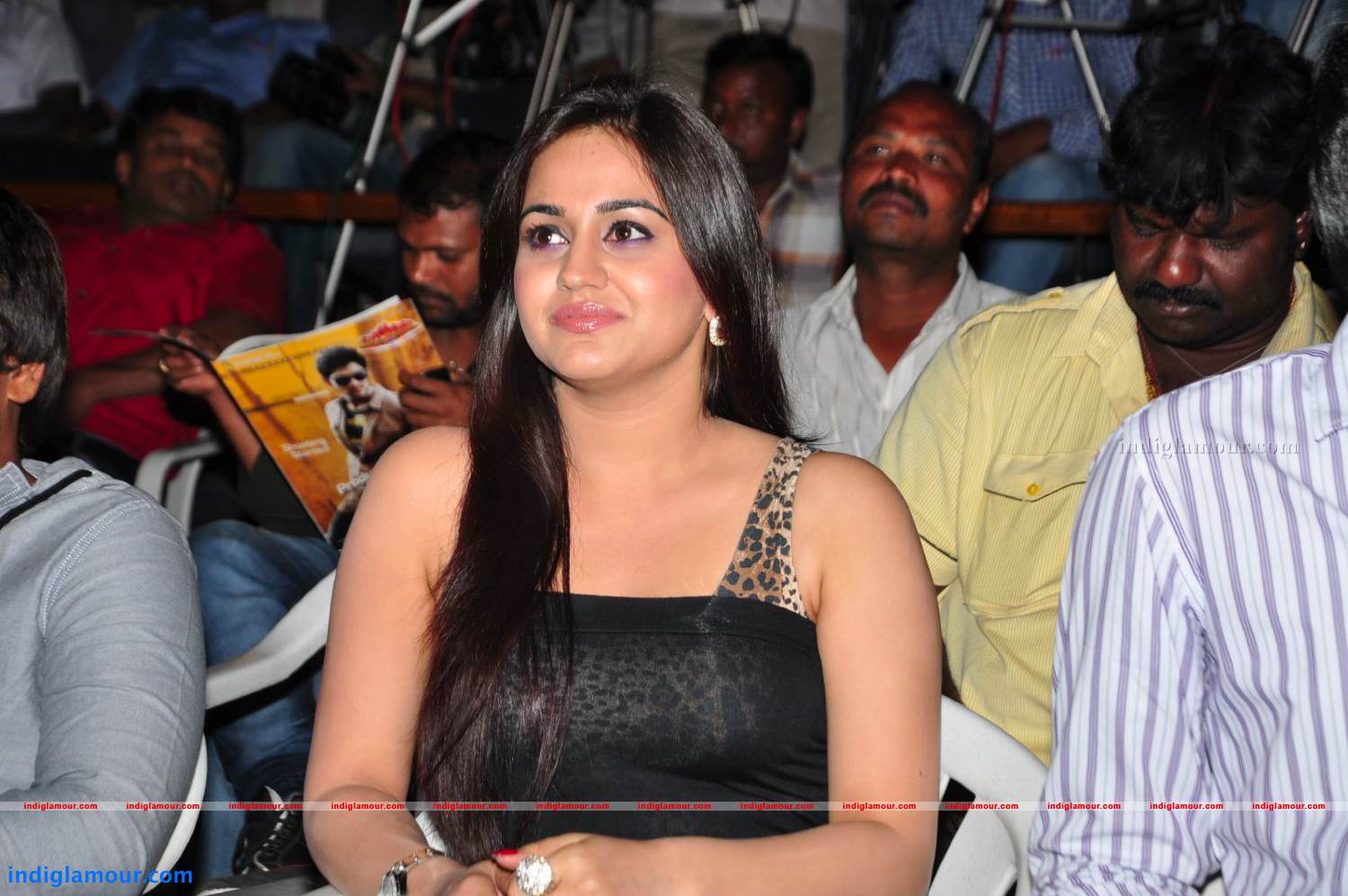 Rey Rey Platinum Disc Function Photos Event hd photo