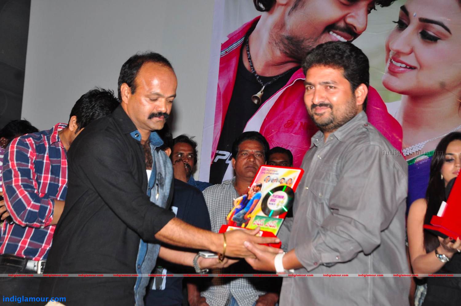Rey Rey Platinum Disc Function Photos Event hd photo