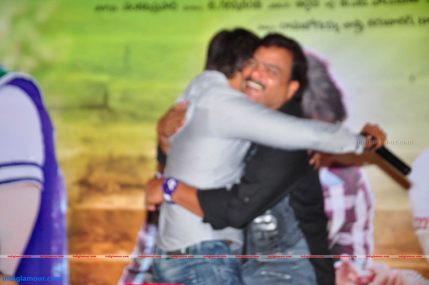 Rey Rey Platinum Disc Function Photos Event hd photo