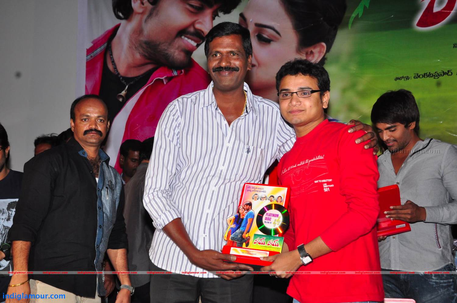 Rey Rey Platinum Disc Function Photos Event hd photo