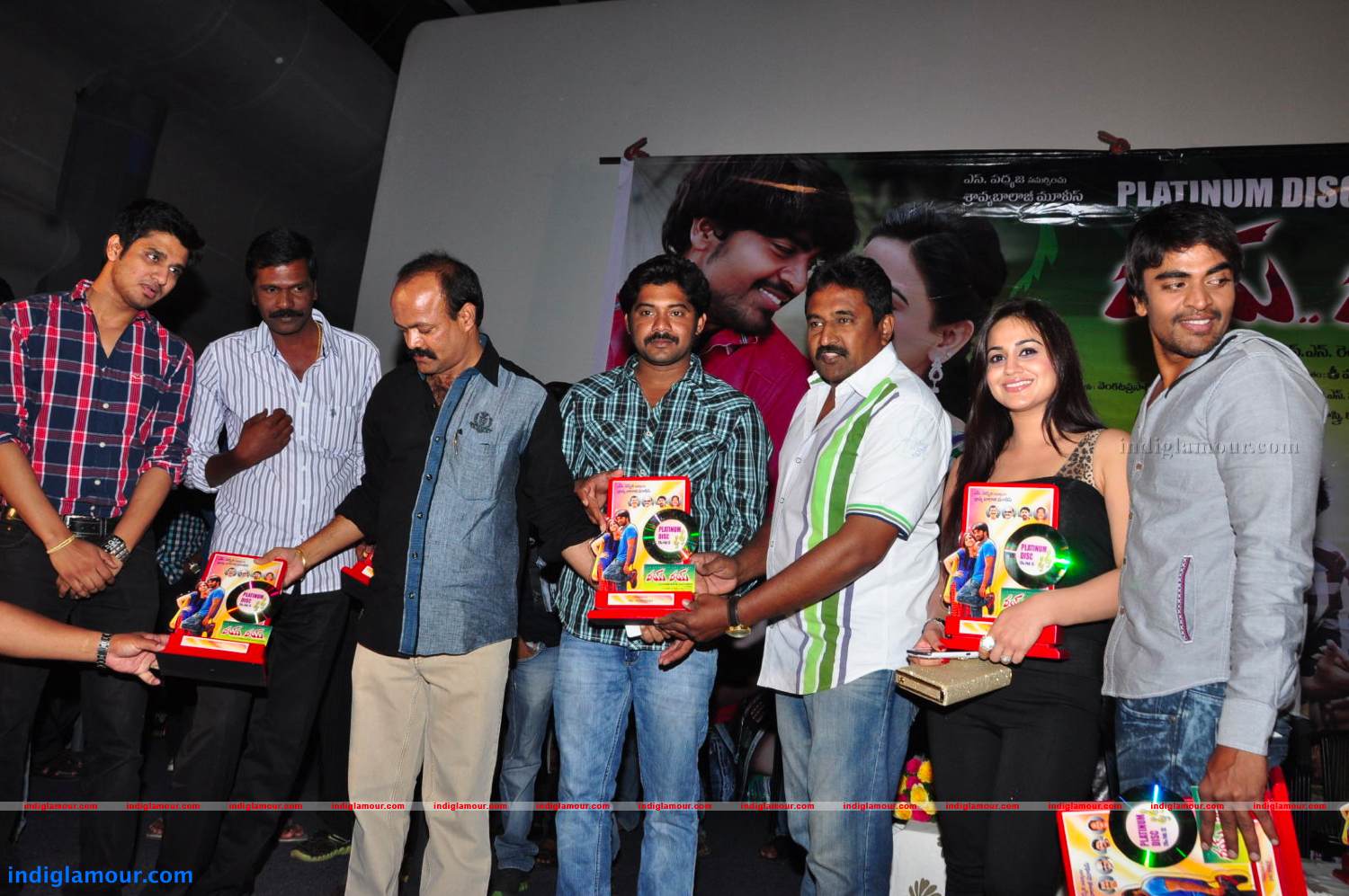 Rey Rey Platinum Disc Function Photos Event hd photo