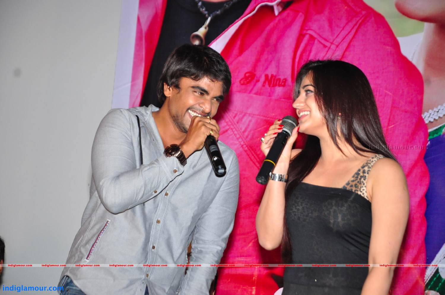 Rey Rey Platinum Disc Function Photos Event hd photo