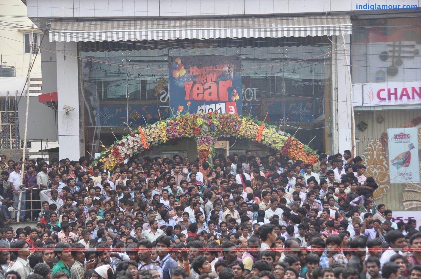 Jos Alukkas Launched by Mahesh Babu Event hd photo