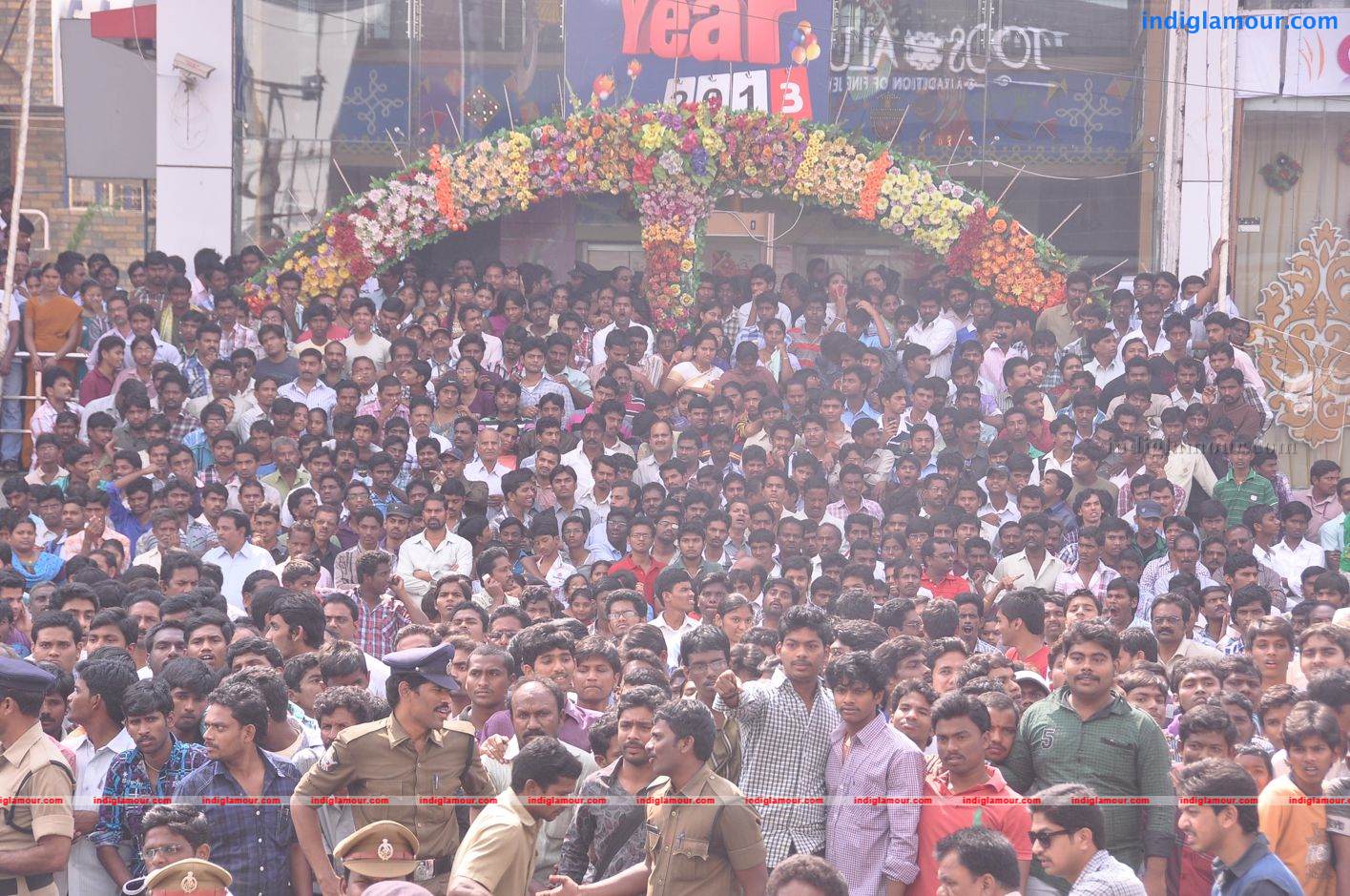 Jos Alukkas Launched by Mahesh Babu Event hd photo