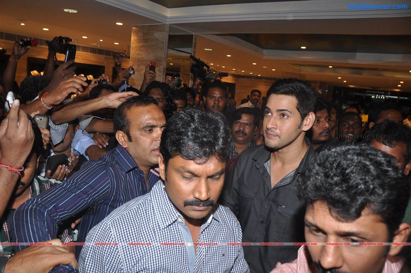 Jos Alukkas Launched by Mahesh Babu Event hd photo