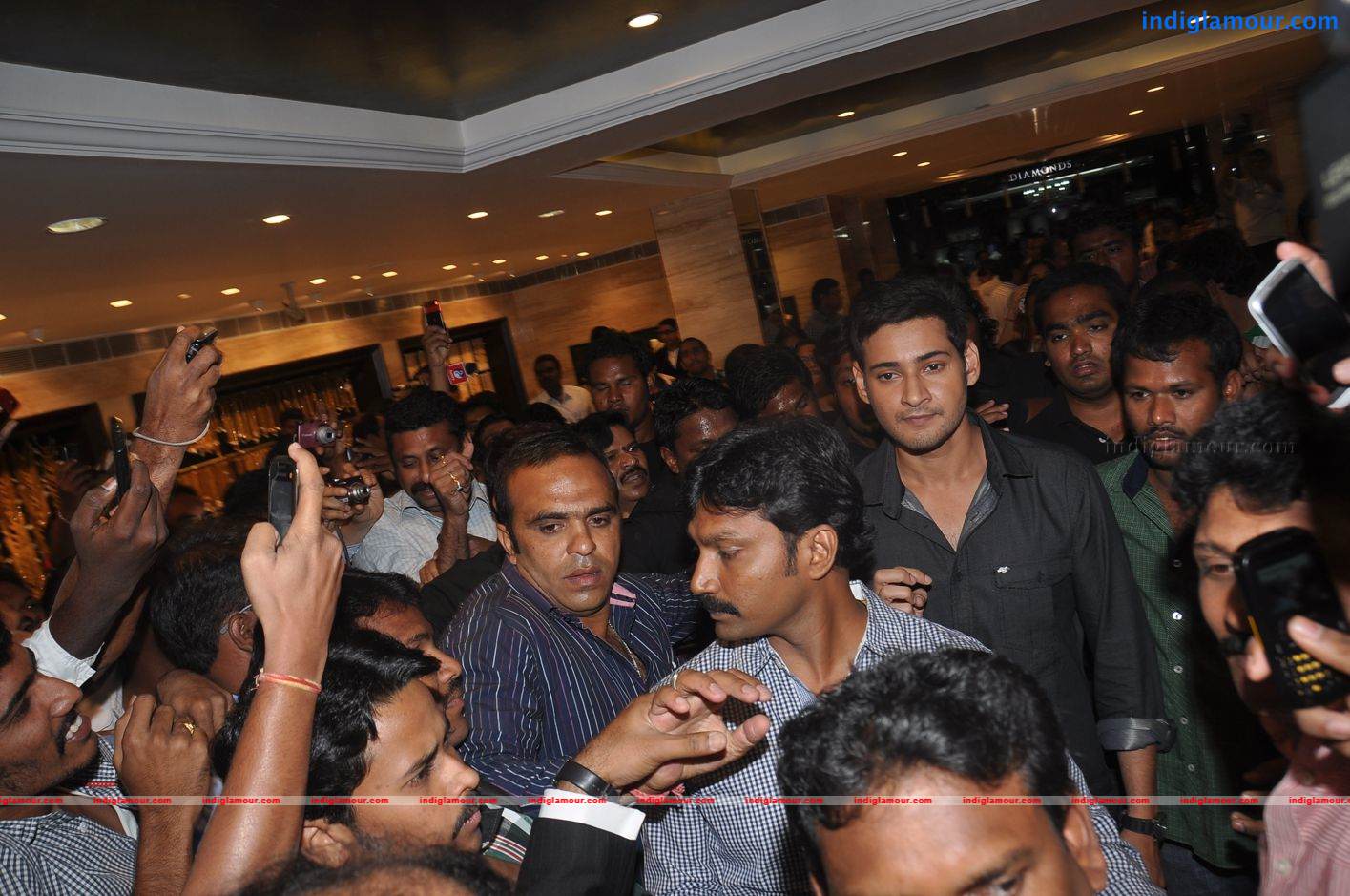 Jos Alukkas Launched by Mahesh Babu Event hd photo