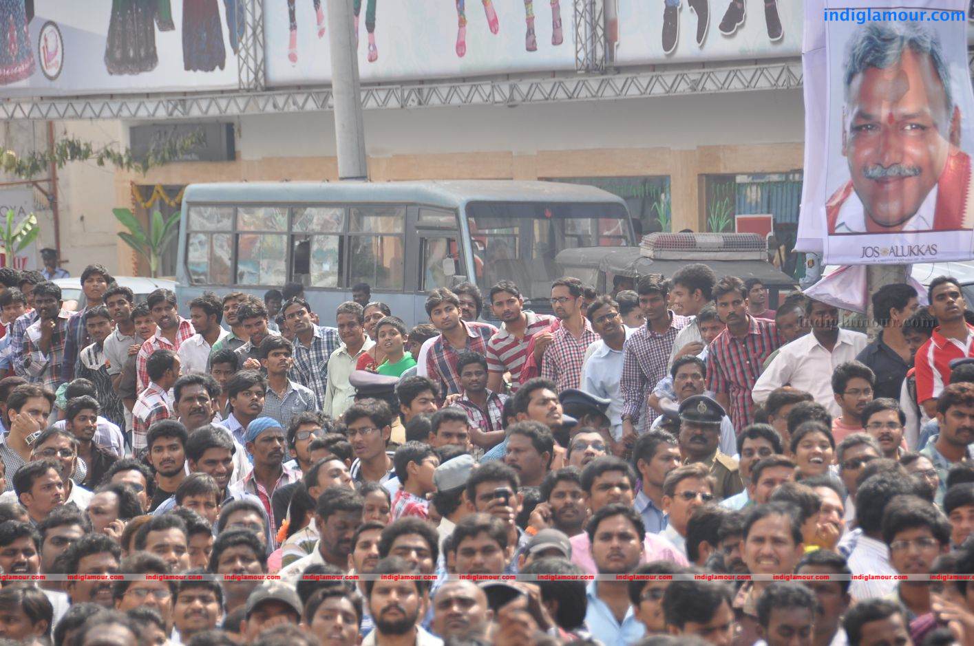 Jos Alukkas Launched by Mahesh Babu Event hd photo