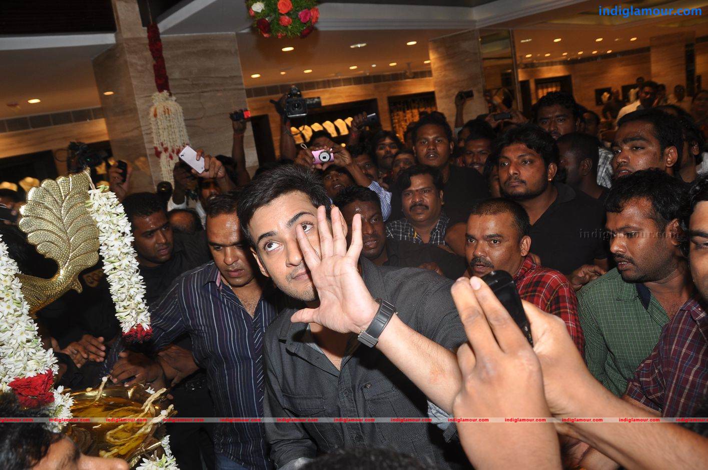 Jos Alukkas Launched by Mahesh Babu Event hd photo