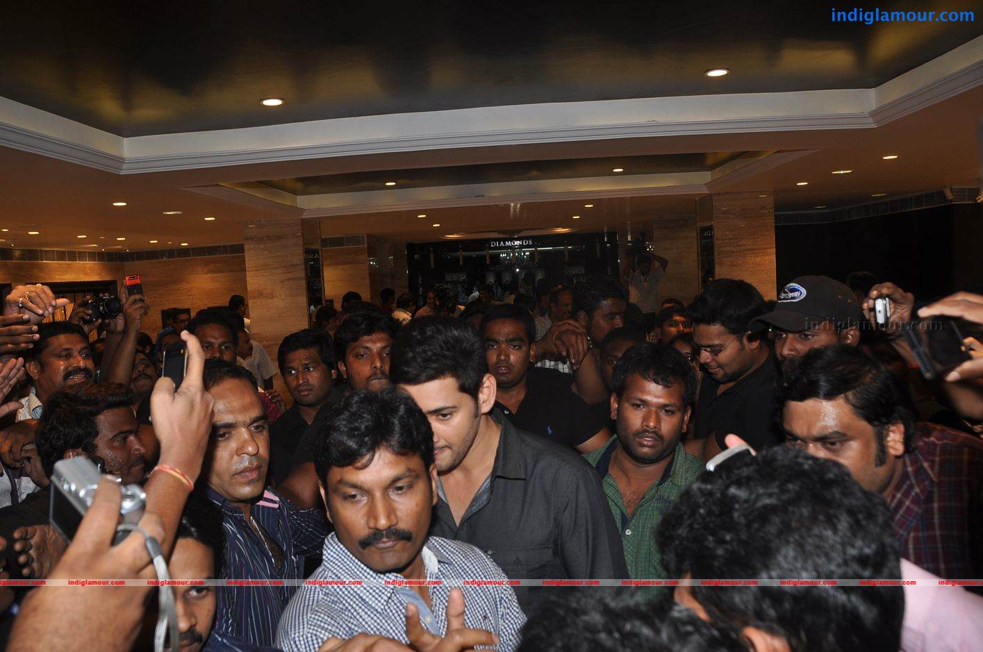 Jos Alukkas Launched by Mahesh Babu Event hd photo