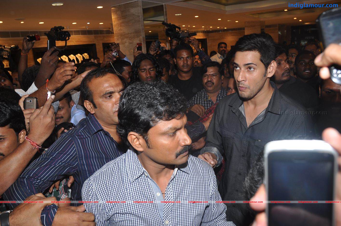 Jos Alukkas Launched by Mahesh Babu Event hd photo