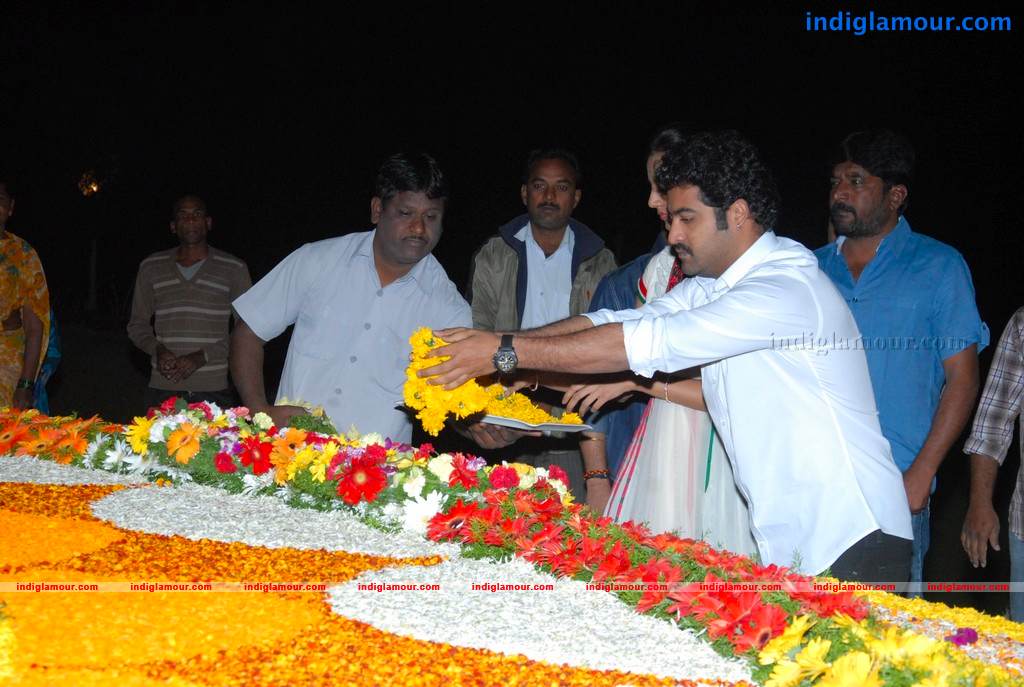 NTR Family Members Visit NTR Ghat Event hd photo