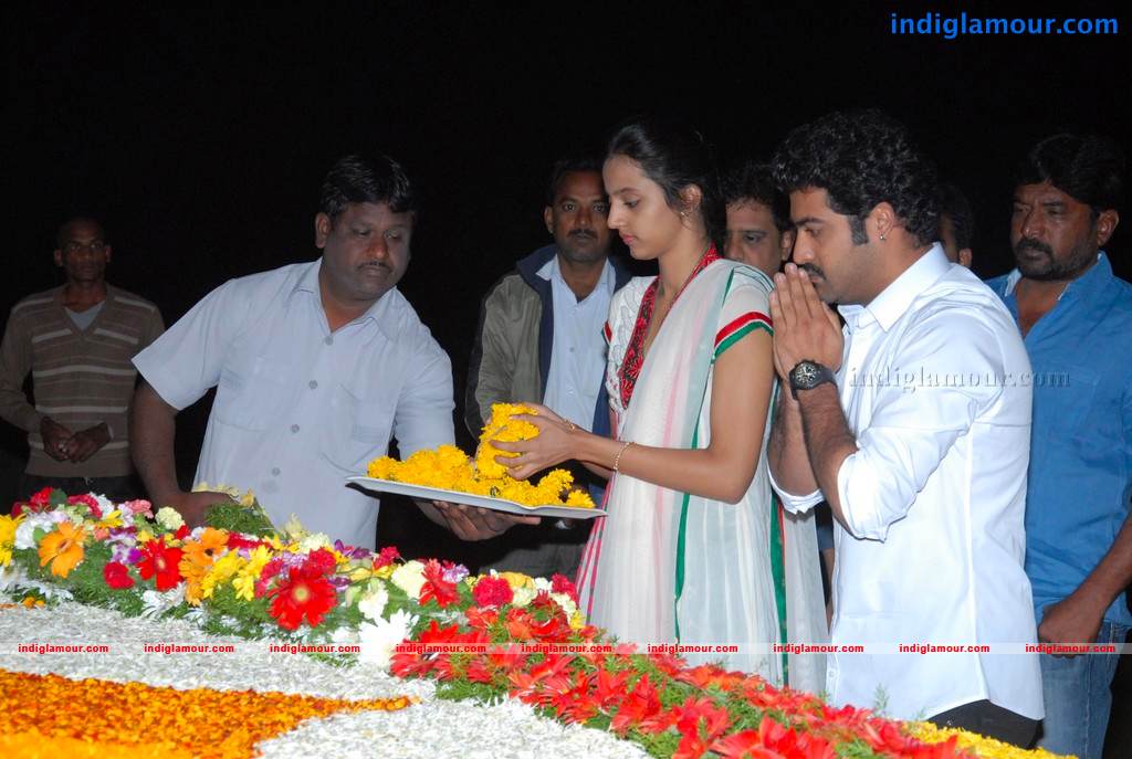 NTR Family Members Visit NTR Ghat Event hd photo