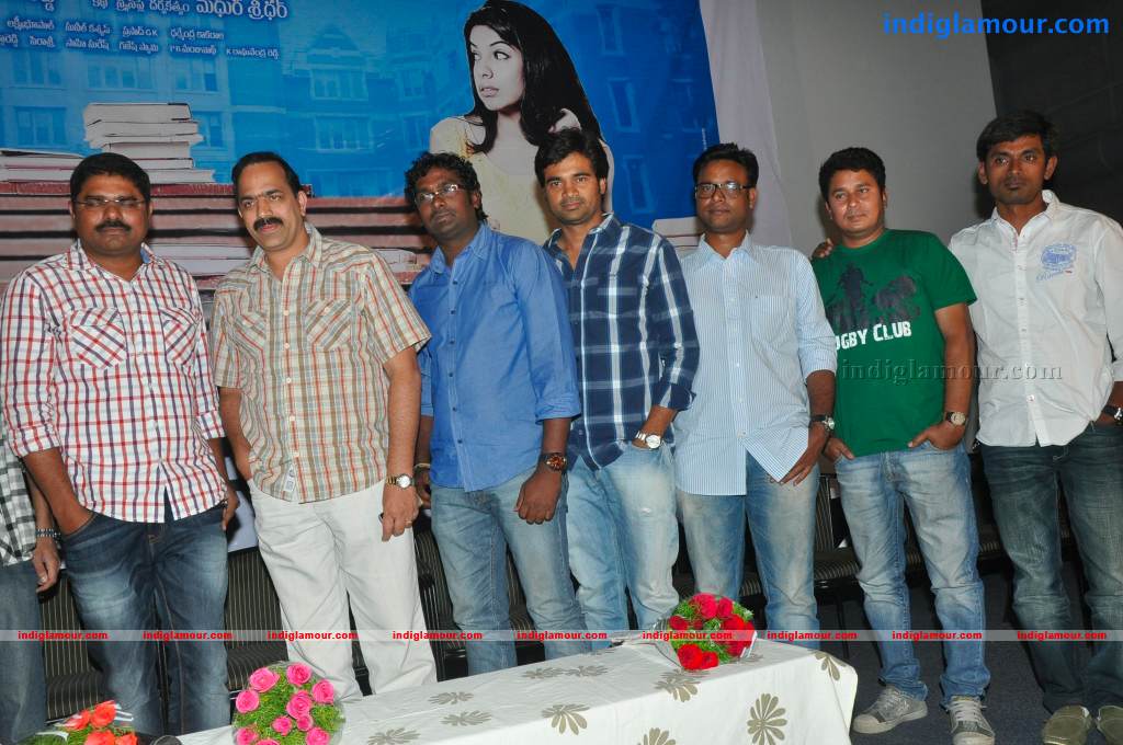Back Bench Student Trailer Launch Event hd photo