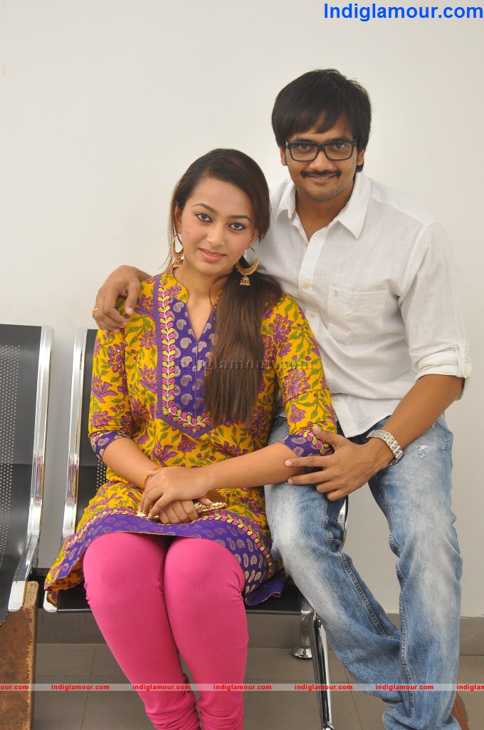 1000 Abaddalu New Press Meet Event hd photo