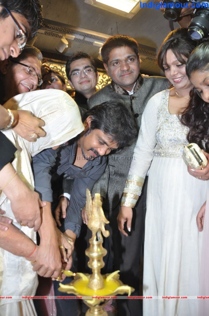 Nagarjuna Launches Home Mart Event hd photo