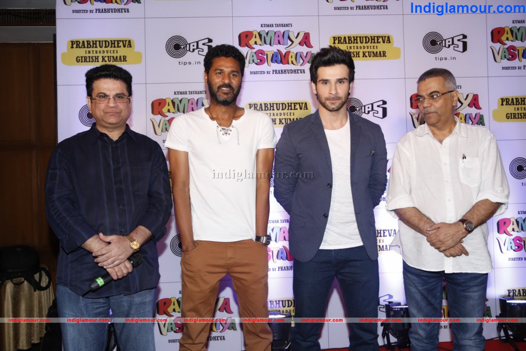 Ramaiya Vastavaiya Press Meet Event hd photo