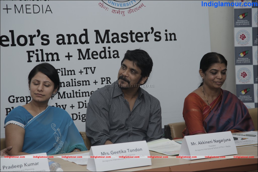 Nagarjuna at Asifm and Janafu Event hd photo