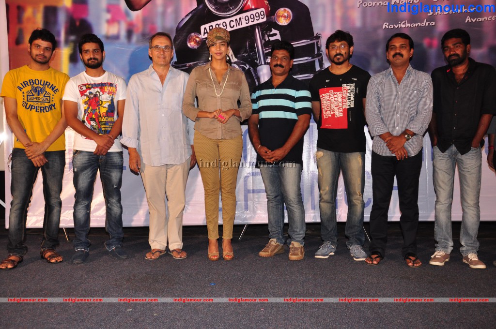 Second Hand Trailer Launch Event hd photo