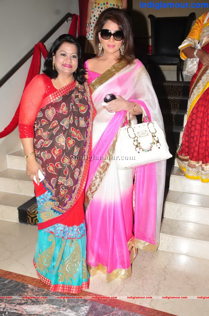 Shreedevi Chowdary Launches Akritti Elite Exhibition Event hd photo