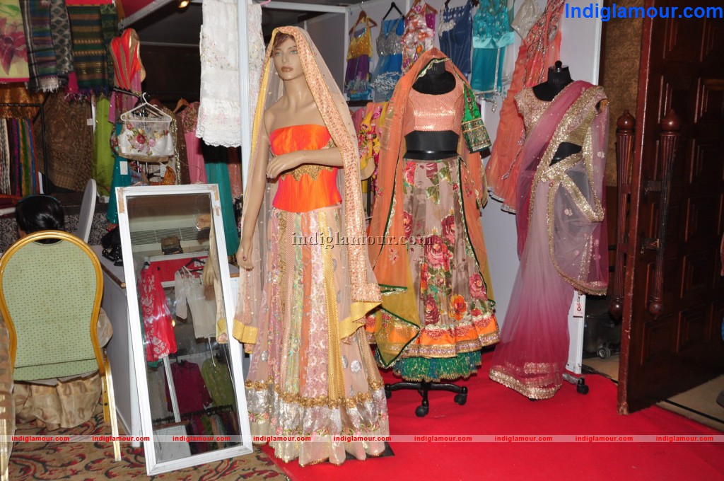 Shreedevi Chowdary Launches Akritti Elite Exhibition Event hd photo