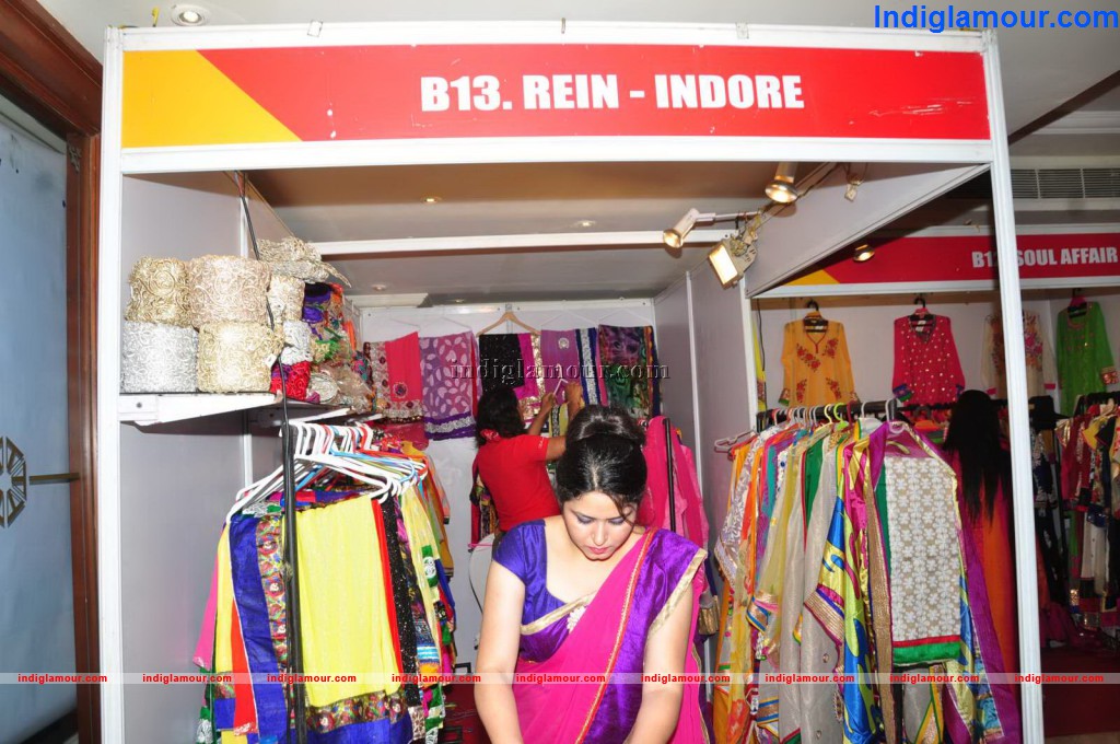 Shreedevi Chowdary Launches Akritti Elite Exhibition Event hd photo