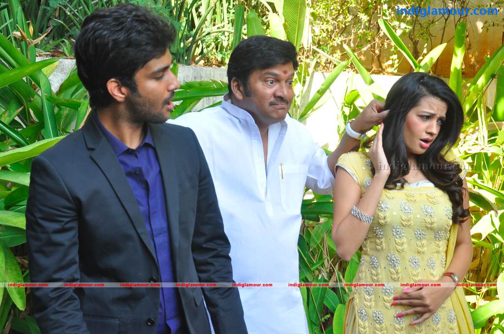 Thondi Movie Opening Event hd photo