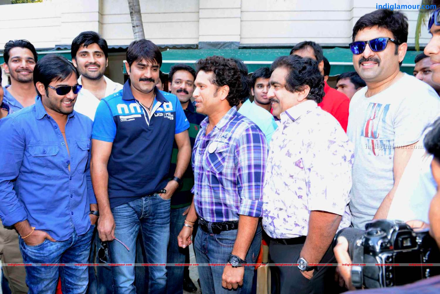 Telugu Warriors Team meet Mr.Sachin And Mr Laxman at ITC Kakatiya Event hd photo