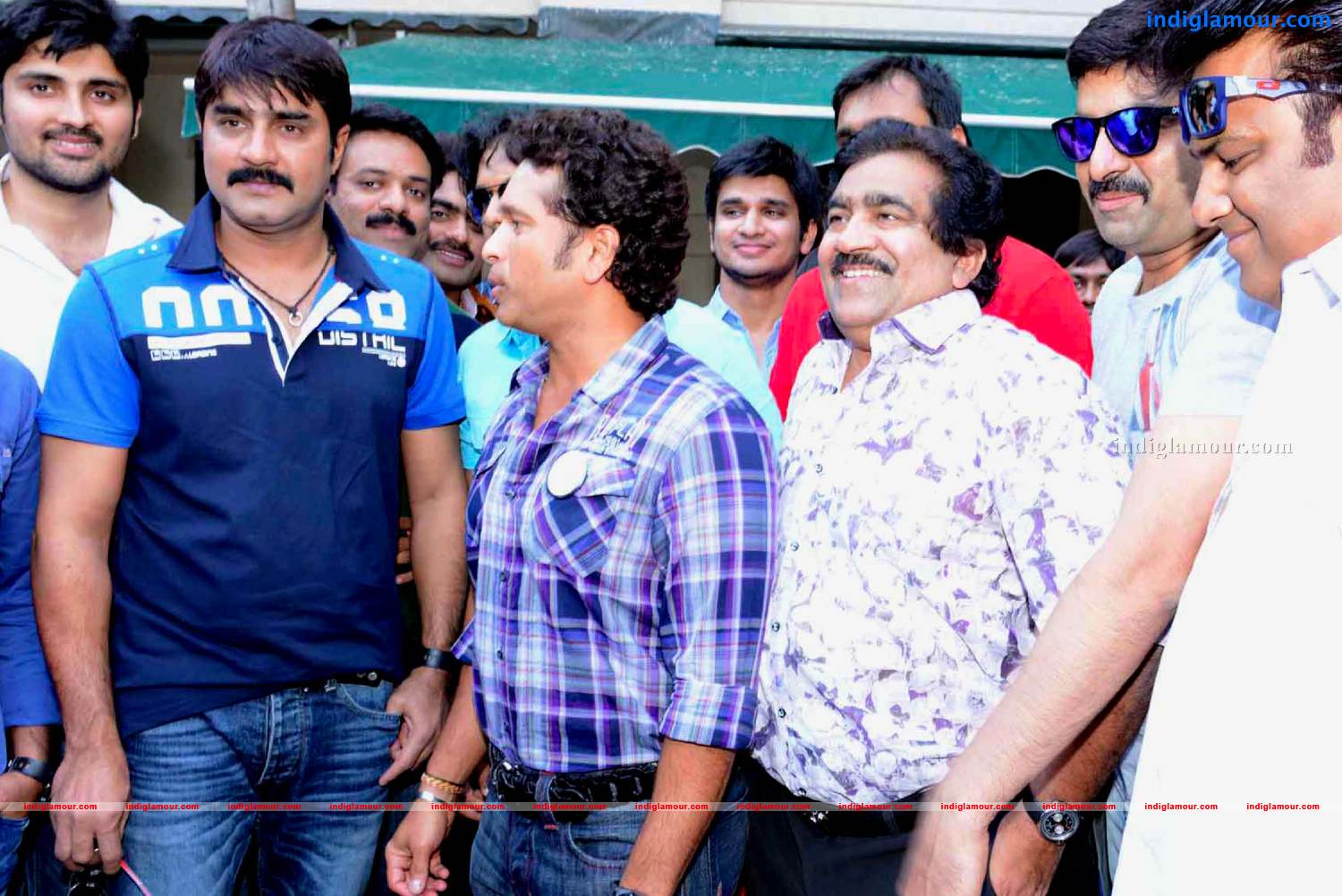 Telugu Warriors Team meet Mr.Sachin And Mr Laxman at ITC Kakatiya Event hd photo